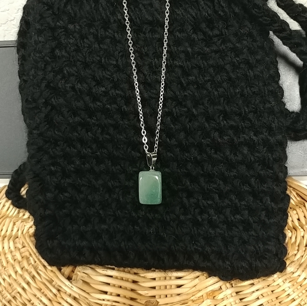 Green Aventurine Necklace Natural Gemstone Pendant Stainless-Steel Necklace NEW - Picture 6 of 17